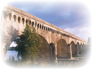 Stockage d'archives à Agen (47000), Lot-et-Garonne avec Bayard Box